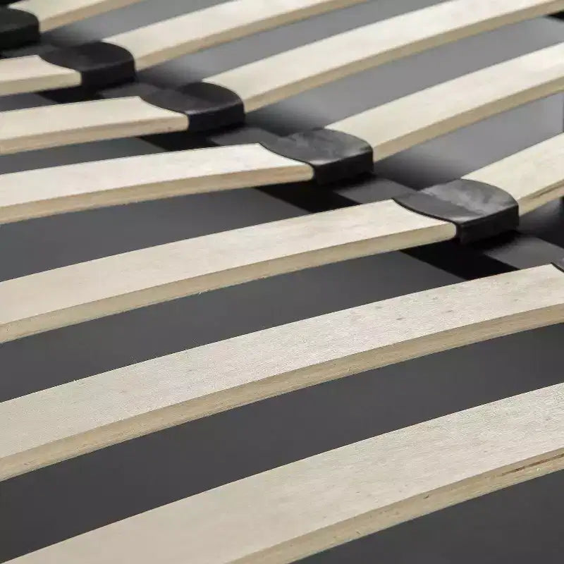 Telaio letto a piattaforma imbottito in ecopelle giada nero
