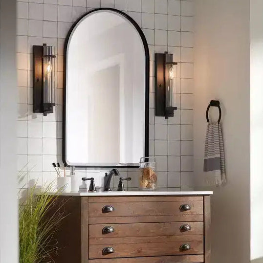 Clara Specchio Decorativo da Parete per Trucco con Arco Superiore, Moderno, Smussato, Cornice in Metallo Nero Opaco, Larghezza 60 cm, per Bagno, Camera da Letre, Soggiorno, Ingresso di Casa