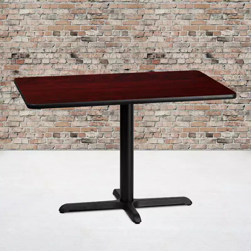 Tavolo Rettangolare in Laminato con Base da 23,5x29,5 ad Altezza Tavolo
